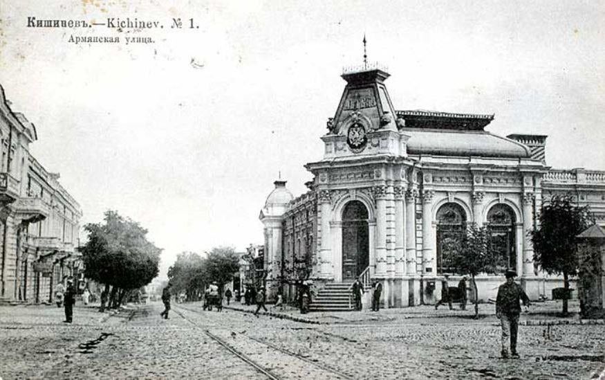По ошибке здание из Кишинева оказалось на баннере в Яссах