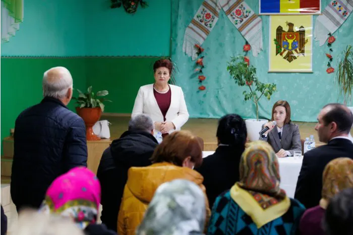 После Наславчи Майя Санду пообщалась с жителями села Мерешевка