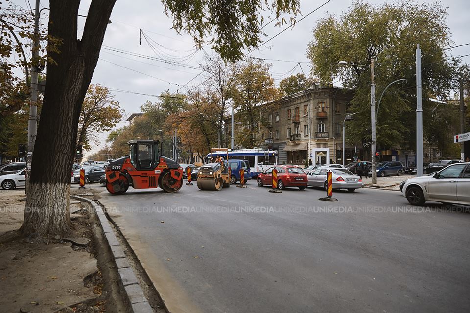 Центр Кишинева вновь погряз в пробках