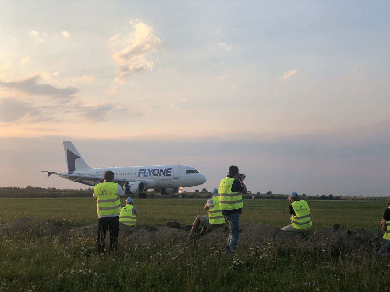 Необыкновенная сессия плейн-споттинга, организованная Avia Invest, прошла в Кишинёвском аэропорту ®