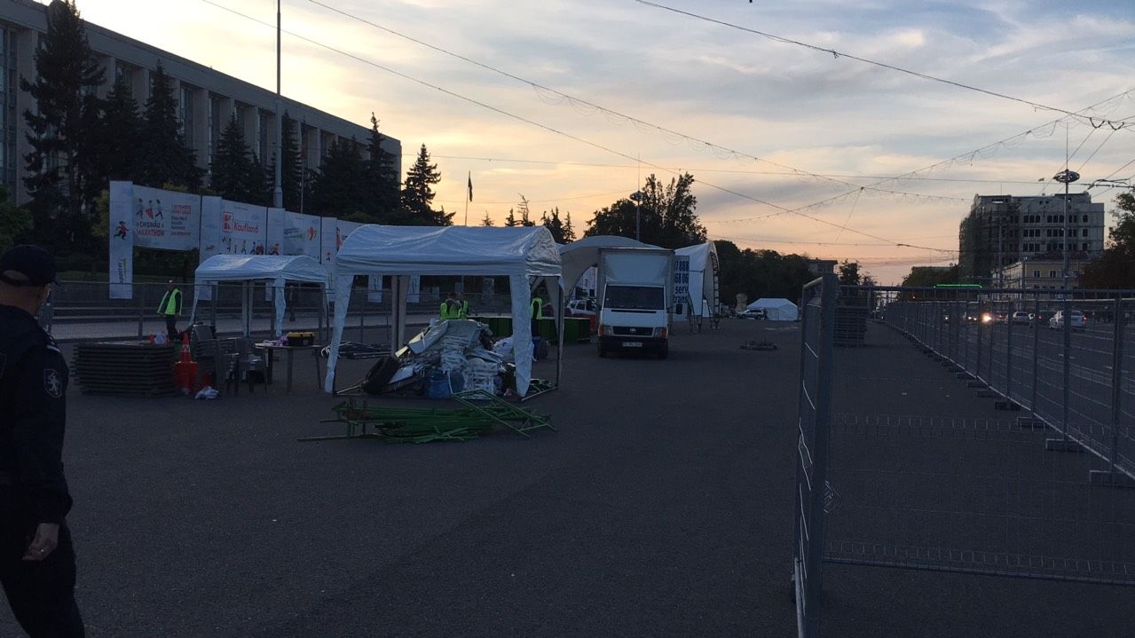 CHISINAU MARATHON 2017: Cum au apărut orășelul sportiv și Food Zone