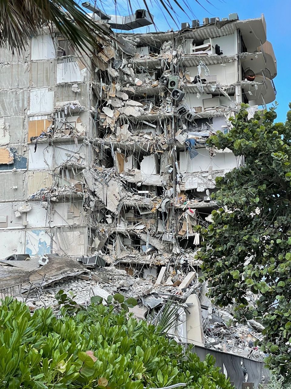 Intalnirea omului Miami)