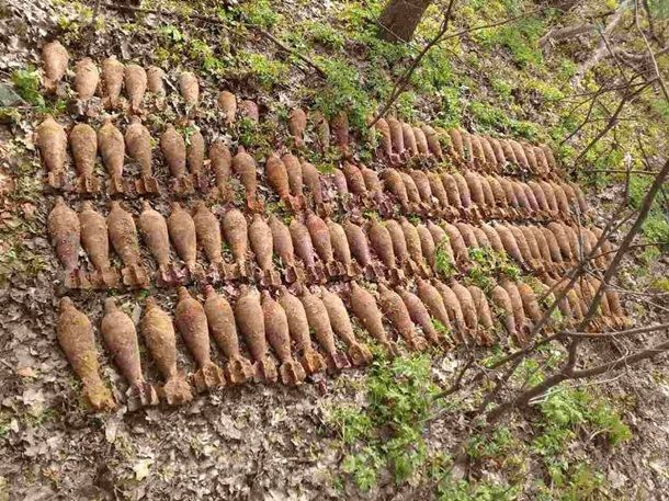 На Лысой горе в Киеве нашли более 100 мин