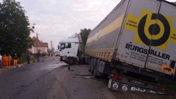 Погибшими при ДТП в Румынии оказались сын и отец из Копчака