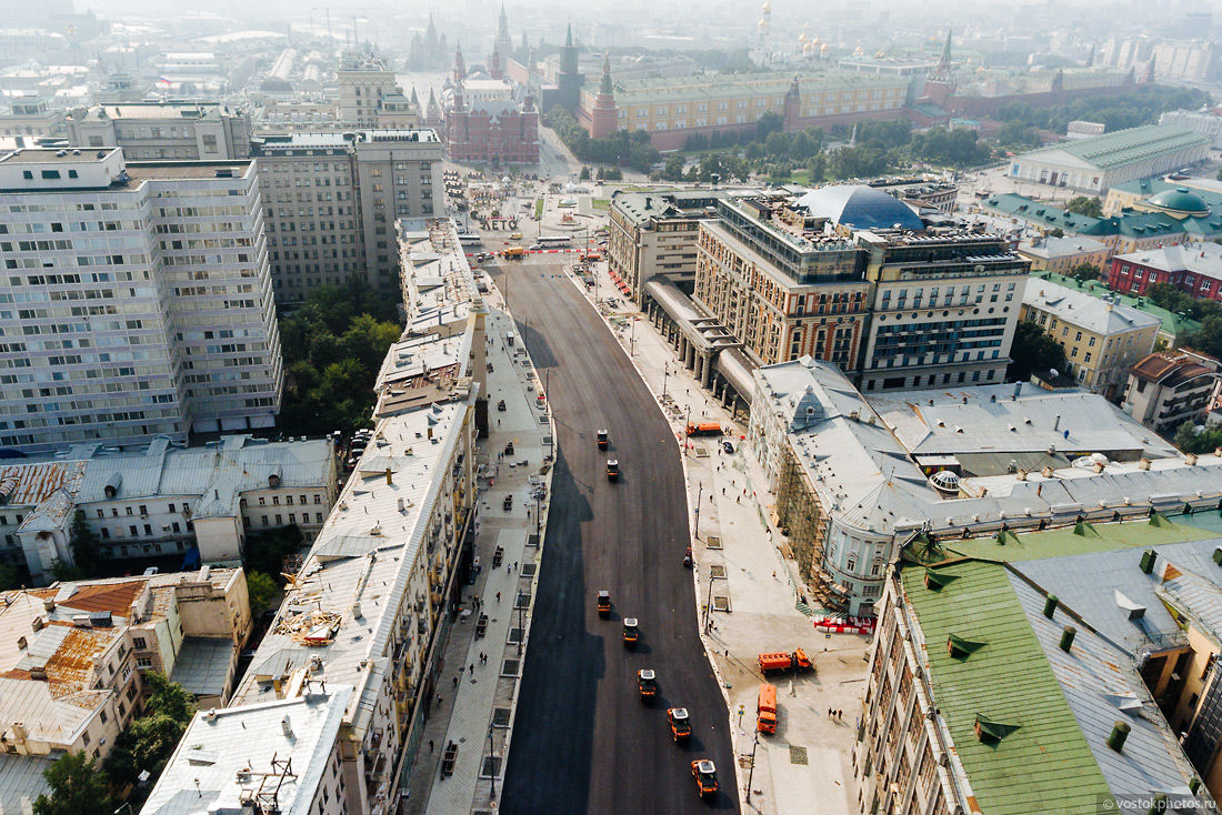 В Москве 32 тысячи м2 асфальта уложили за сутки