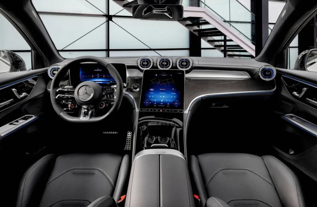 Mercedes-AMG представил новый кроссовер GLC Coupe