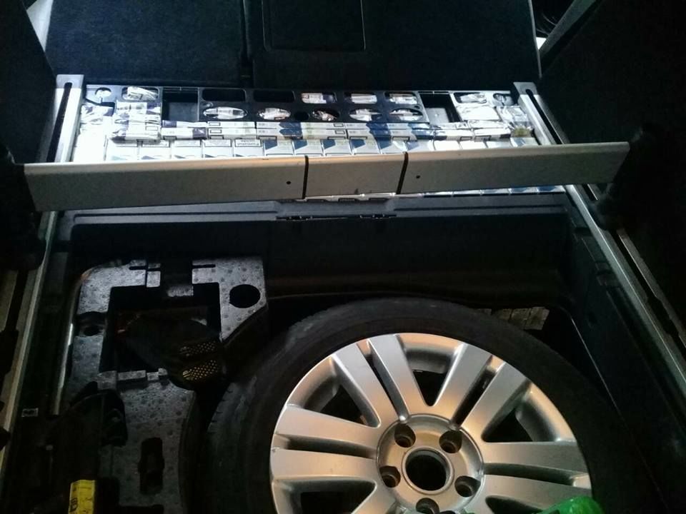 Contrabandă cu țigări depistată la frontieră cu România