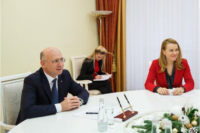 Германия поощряет правительство продолжать процесс осуществления реформ
