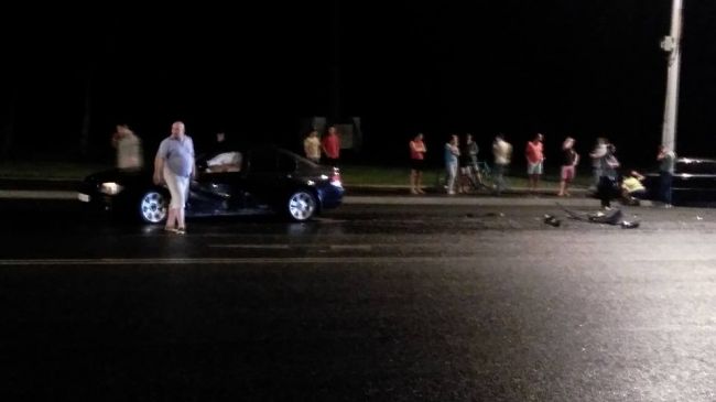Accident cumplit cu bolizi de lux. Doua BMW-uri si un Lexus s-au ciocnit violent pe Alecu Russo