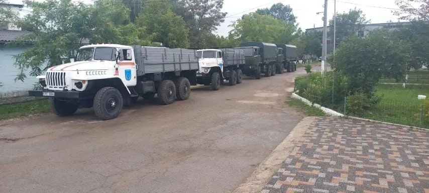 Продолжает поступать помощь в пострадавшие от непогоды районы