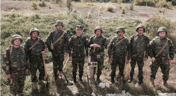 Pacificatorii Armatei Naţionale continuă misiunea în Kosovo