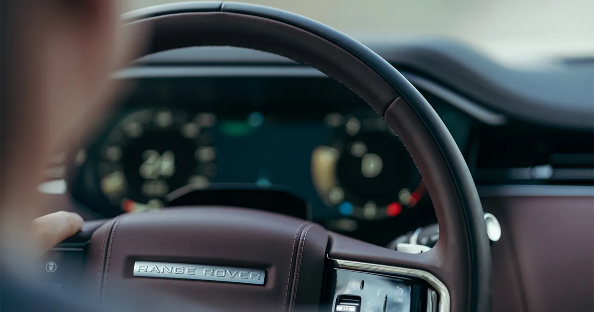 Range Rover — o viziune nouă asupra odihnei în extravilan