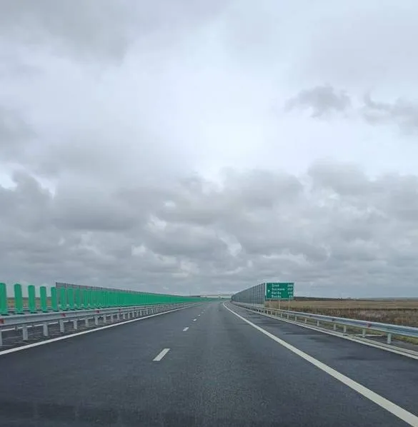 Un nou tronson de 28 de kilometri a autostrăzii A7 este deschis circulației