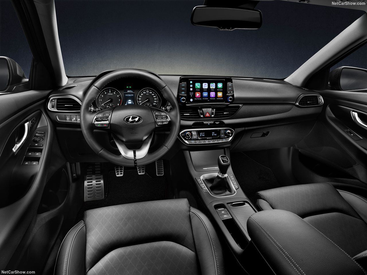 В Европе начались продажи "купеобразного" Hyundai i30 Fastback