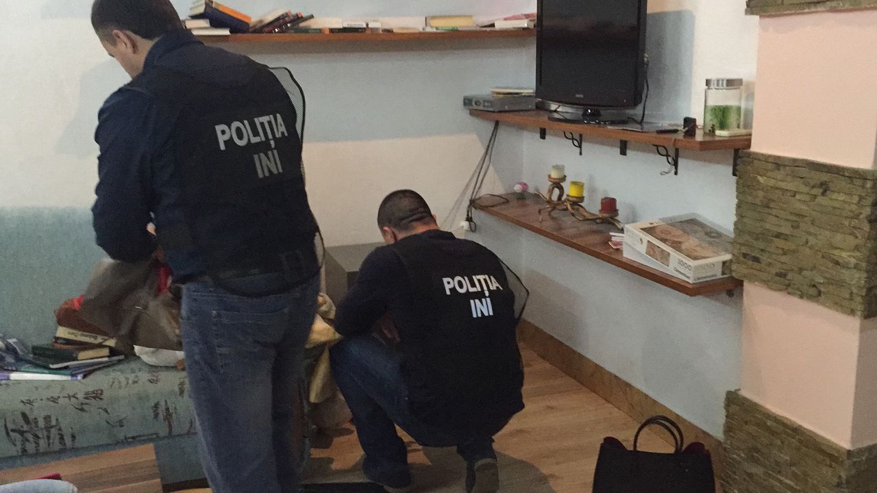В Кишиневе задержана пара сутенеров
