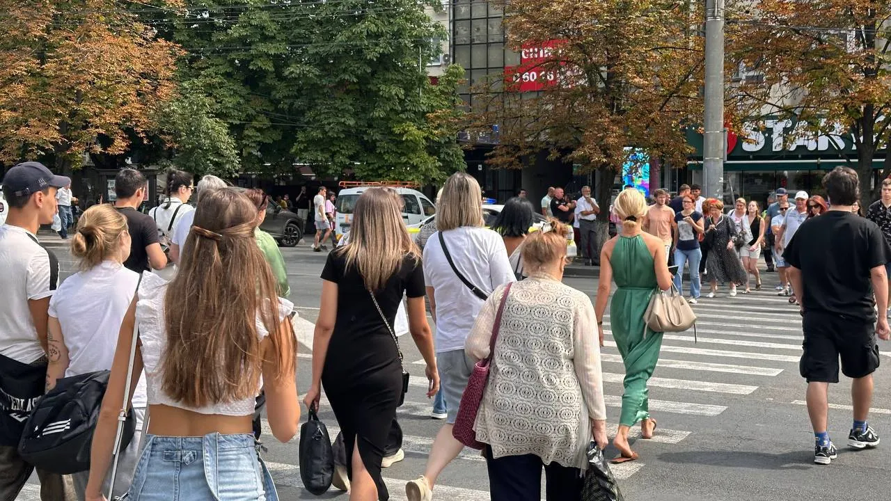 Noi semafoare la o intersecție aglomerată din sectorul Râșcani al Capitalei