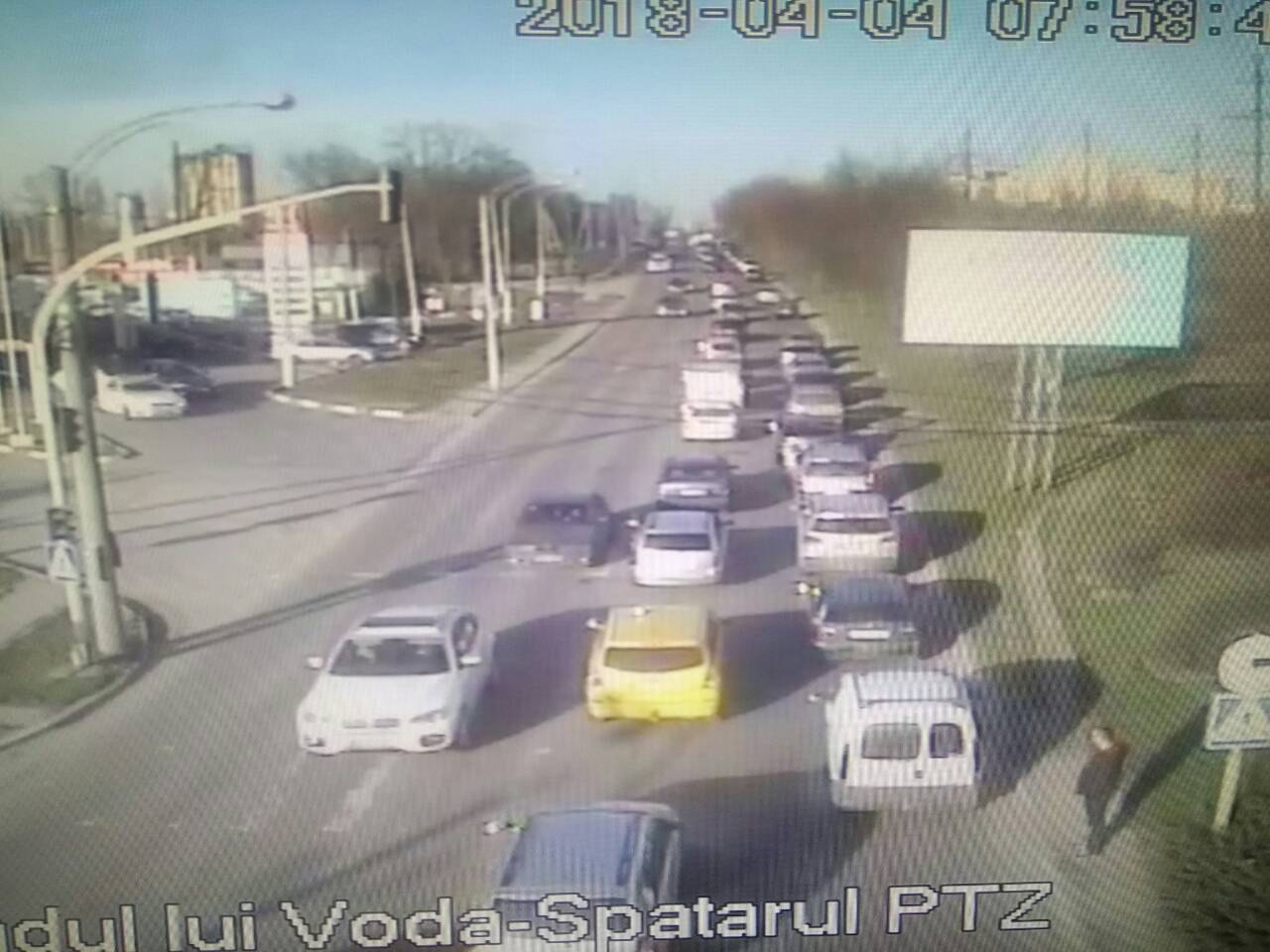 Служба InfoTrafic сообщила об улицах с пробками в Кишиневе