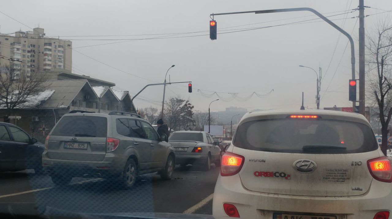 На Измаильской столкнулись два автомобиля