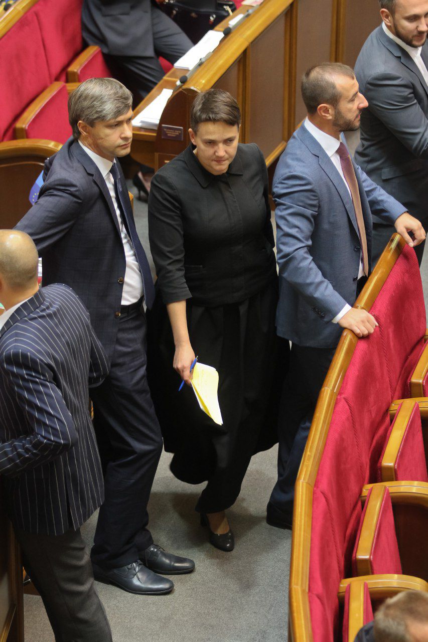 Савченко удивила нарядом монашки в Раде