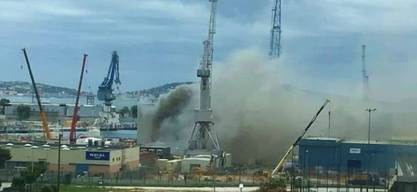 Во Франции загорелась атомная подводная лодка