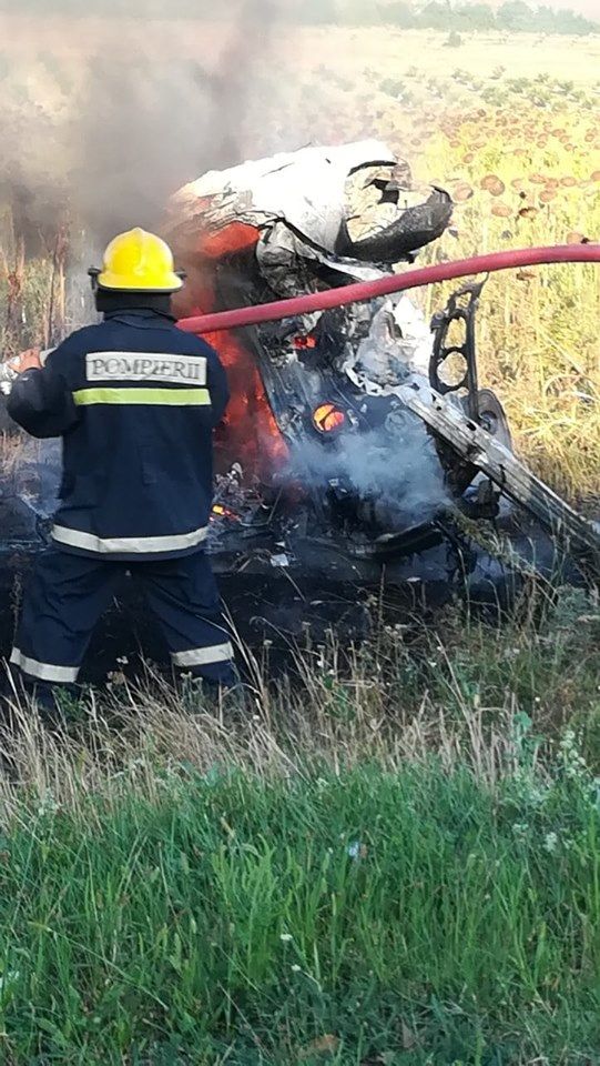 Смертельное ДТП в Кагуле: BMW врезался в дерево и загорелся