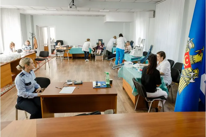 Сотрудники Таможенной службы присоединились к национальной акции по сдаче крови