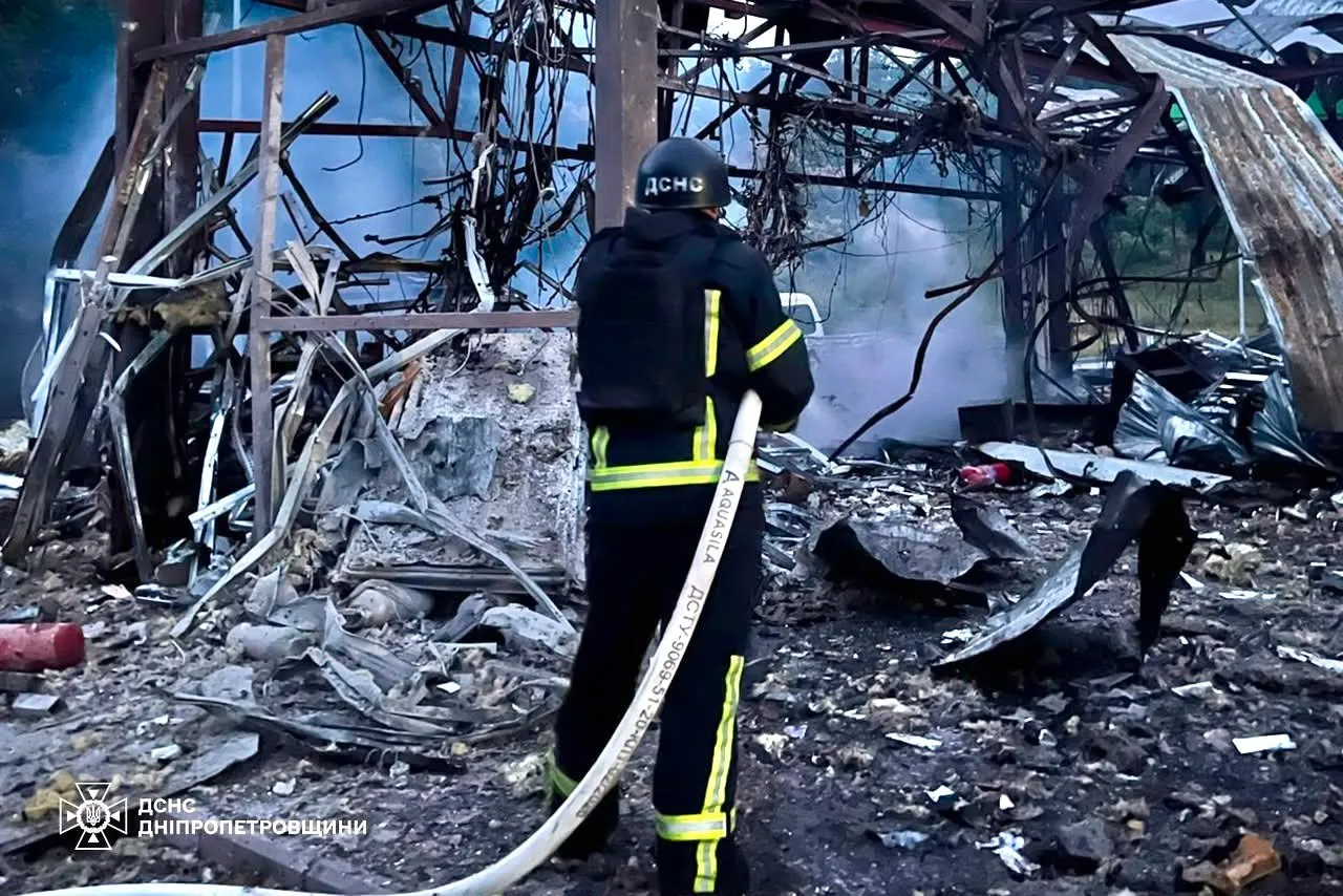 Rusia a atacat din nou Kievul: Sunt răniți și au izbucnit incendii