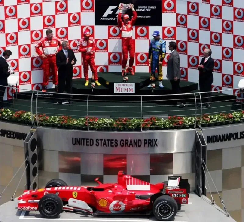 Exclusiv pentru 15 milioane de dolari: Un monopost al lui Michael Schumacher, scos la licitație