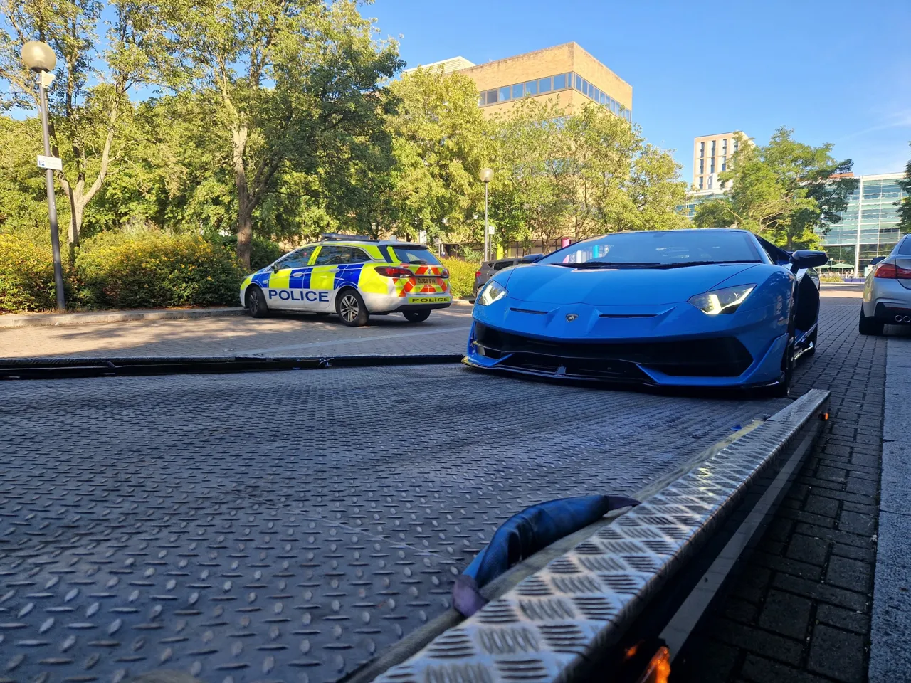 Британская полиция конфисковала Lamborghini за 320 000 евро за отсутствие страховки