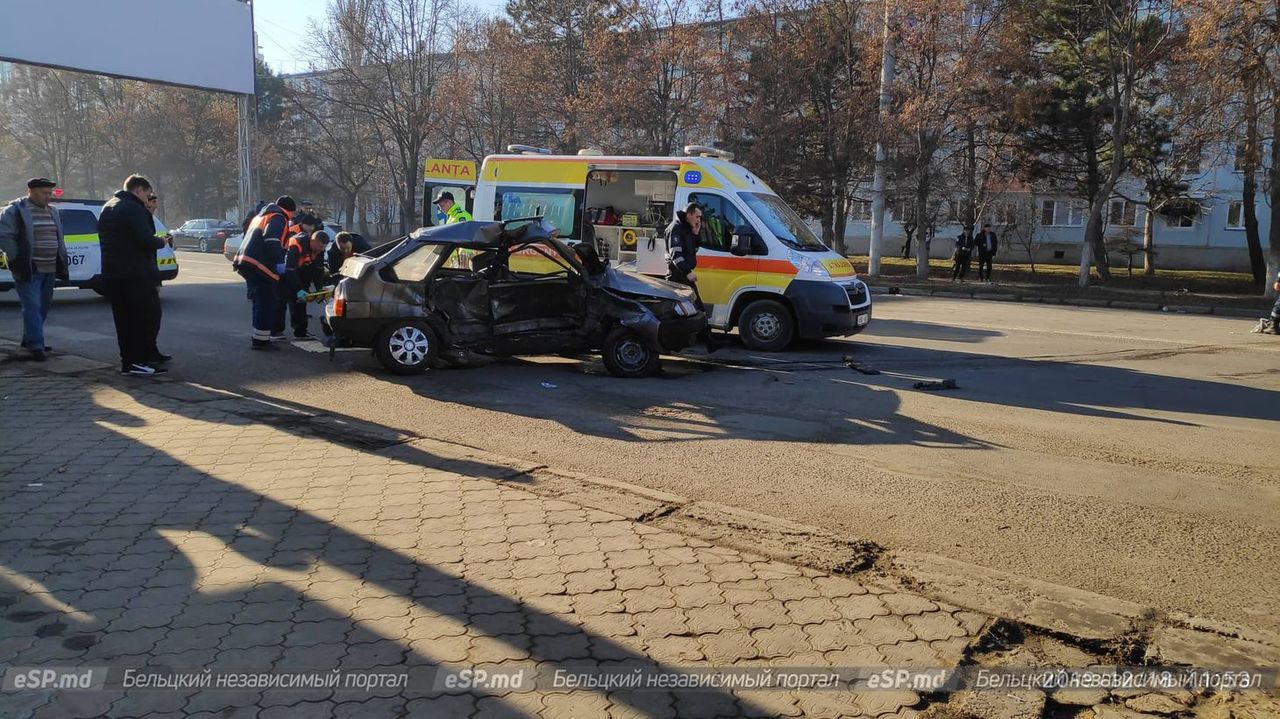 В Бельцах произошла серьезная авария: один человек попал в реанимацию