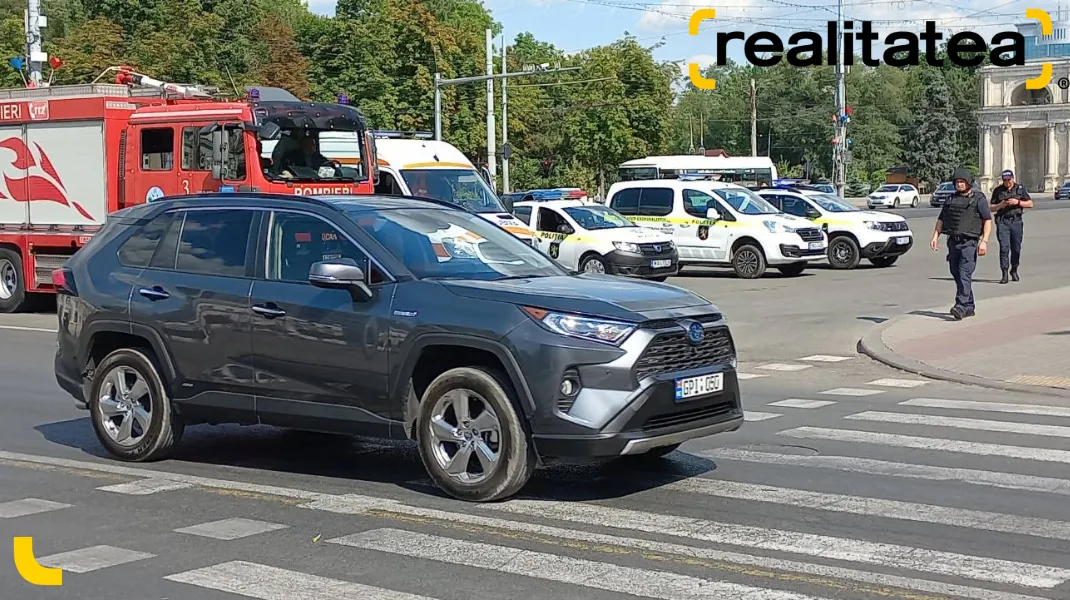 Получено 4 сообщения о бомбе: примэрия, парк, церковь Чуфля, аэропорт