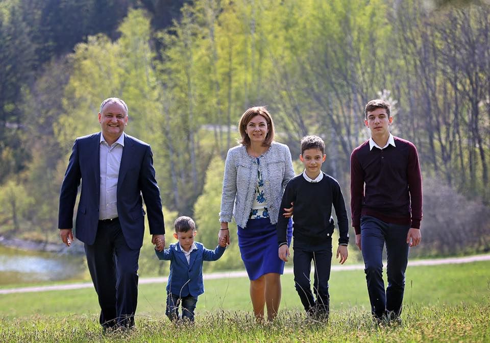 Unde a petrecut Paştele președintele țării, Igor Dodon