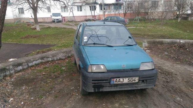 В Кишиневе пытались разобрать автомобили по запчастям