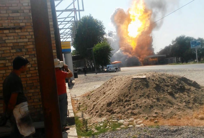 На юге Таджикистана в результате взрыва на АЗС погиб один человек