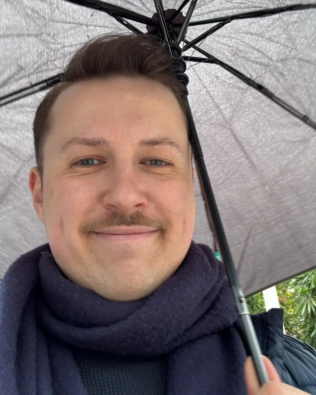 Un luxemburghez, sosia lui Elon Musk, a devenit vedetă pe rețelele sociale