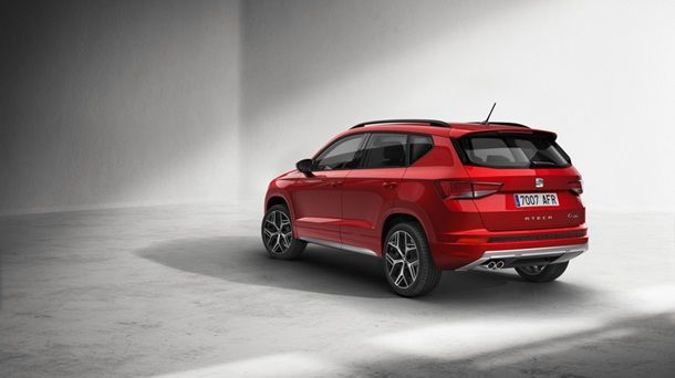Seat представил спортивную версию кроссовера Ateca