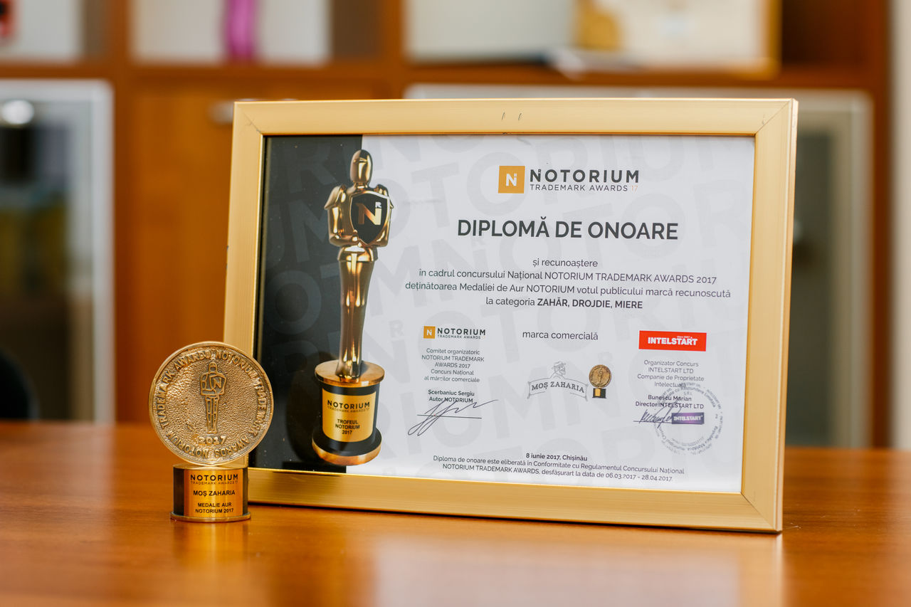 Marca Comercială Moș Zaharia a fost recunoscută drept una dintre cel mai bune în Moldova ®