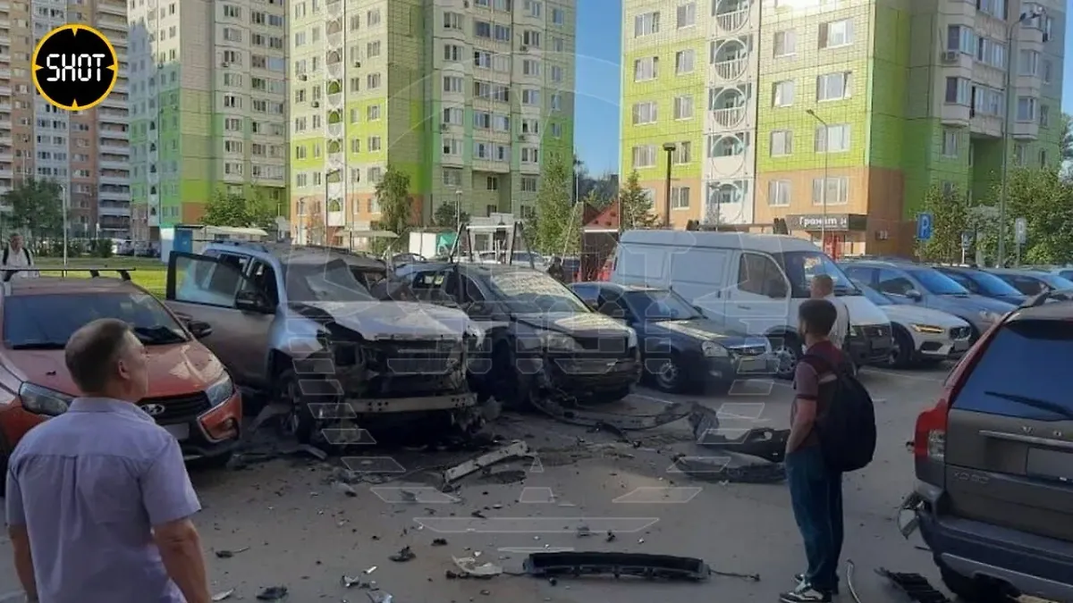 В Москве взорвали автомобиль замначальника центра спутниковой связи ВС РФ