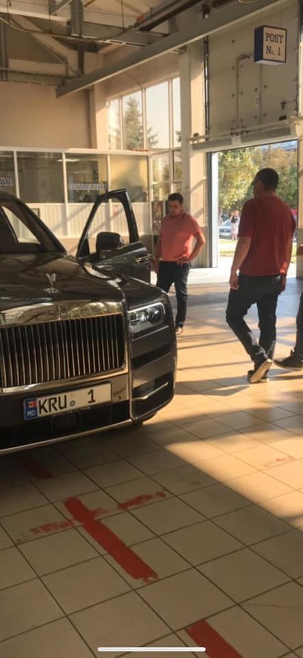 Ренато Усатый купил себе внедорожник Rolls Royce за 320 000 евро