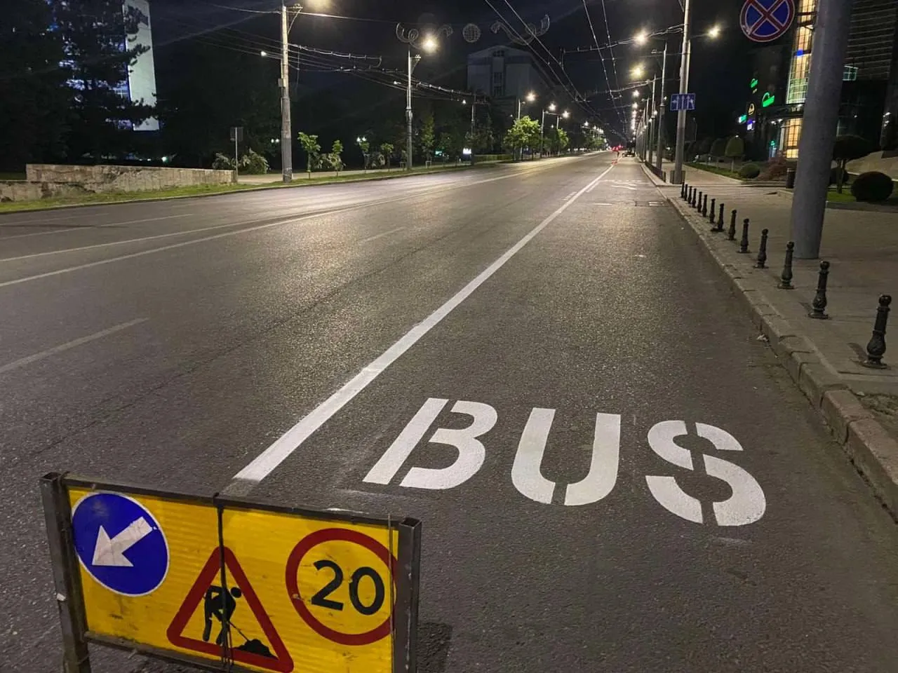 Mai multe benzi pentru transportul public, amenajate la Chișinău
