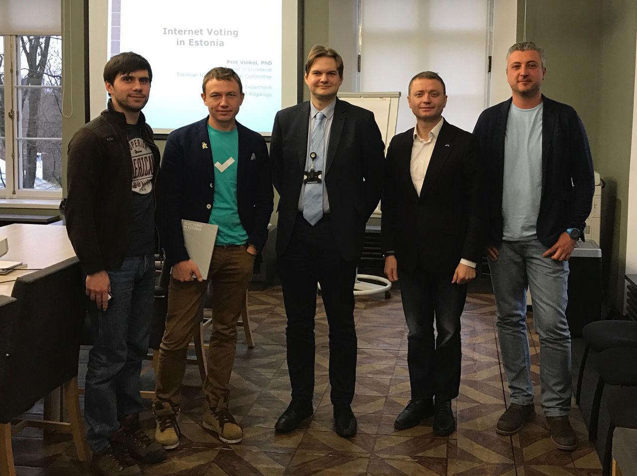 Sistemul pentru alegeri on-line trebuie realizat în Moldova