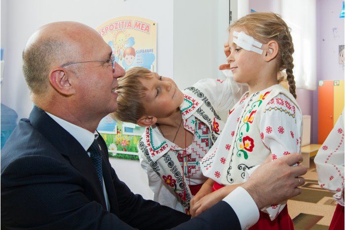 Филип: Мы будем продолжать инвестировать в образование