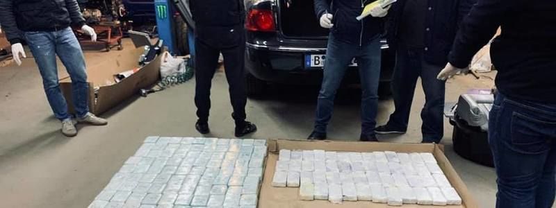 В Киеве задержали гражданина Молдовы со 100 килограммами героина