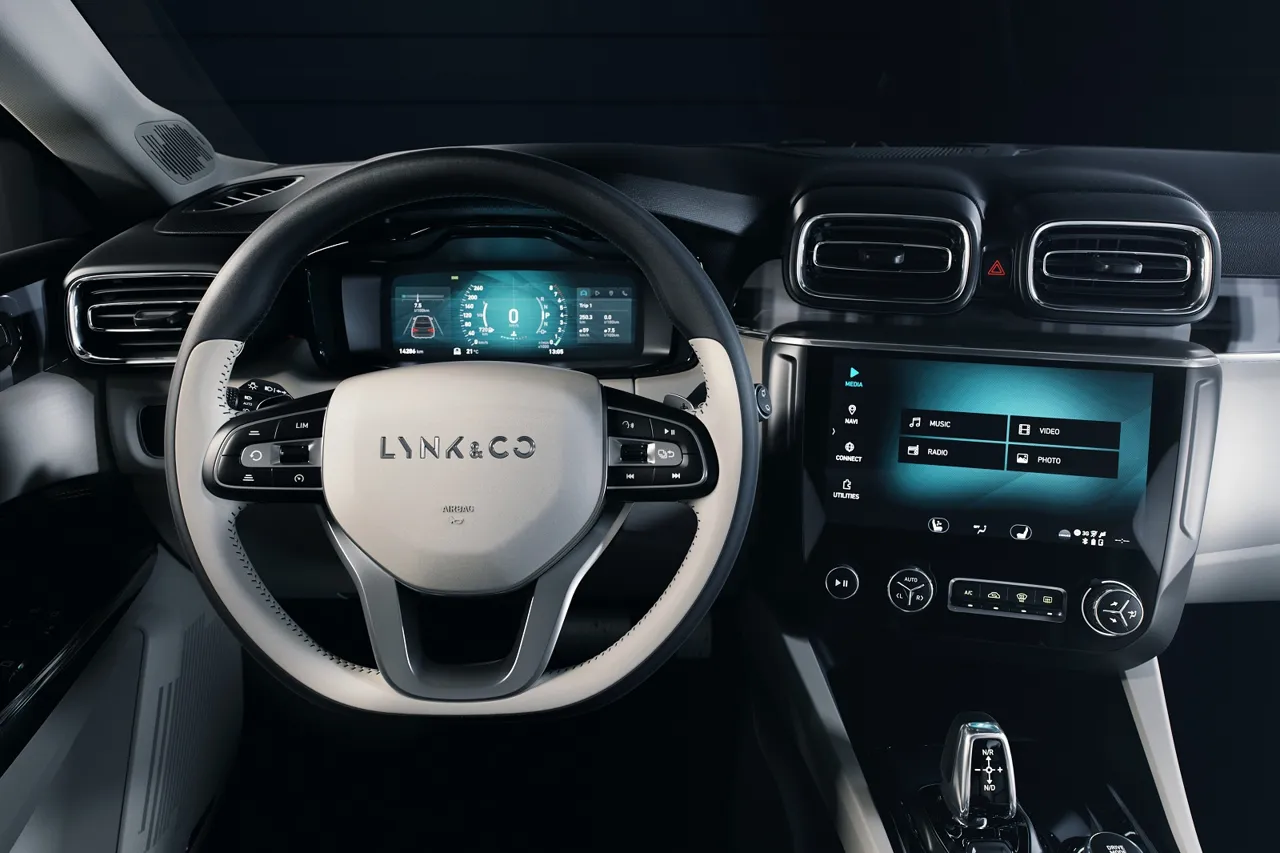 На европейский рынок выйдет недорогой электрокроссовер от Geely и Volvo