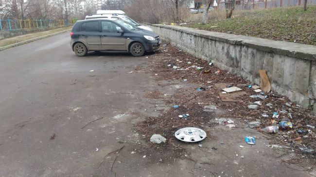 В Кишиневе пытались разобрать автомобили по запчастям