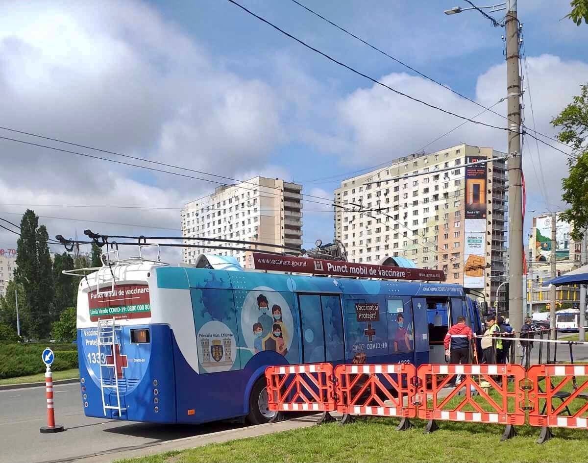 Передвижные пункты вакцинации находятся на Чеканах и в Сынжере
