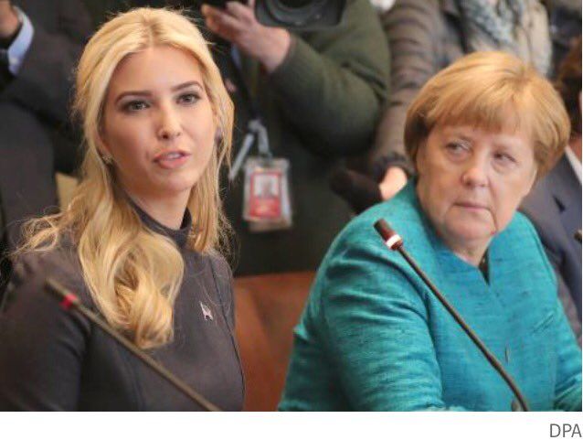 В соцсетях шутят над тем, как Меркель посмотрела на Иванку Трамп