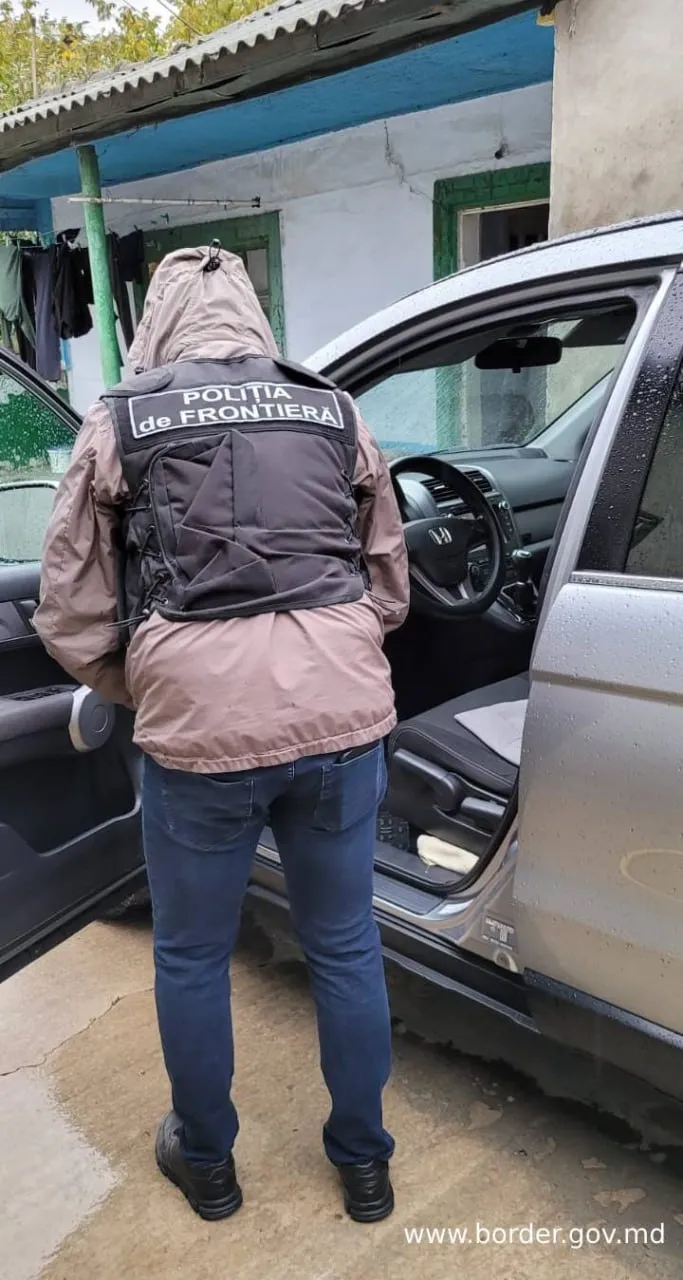 В Комрате в доме подозреваемого в содействии незаконной миграции прошли обыски