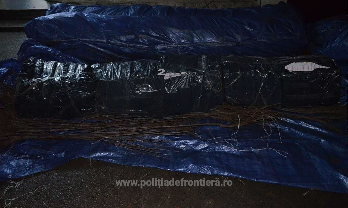 Unde a ascuns ţigările un moldovean pentru a nu fi depistate de vameși