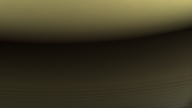 Опубликован последний снимок, сделанный Cassini